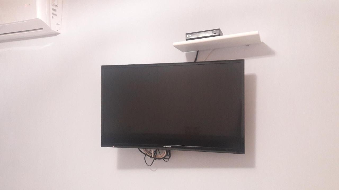 Ev 37 Apartment Germignaga Екстериор снимка