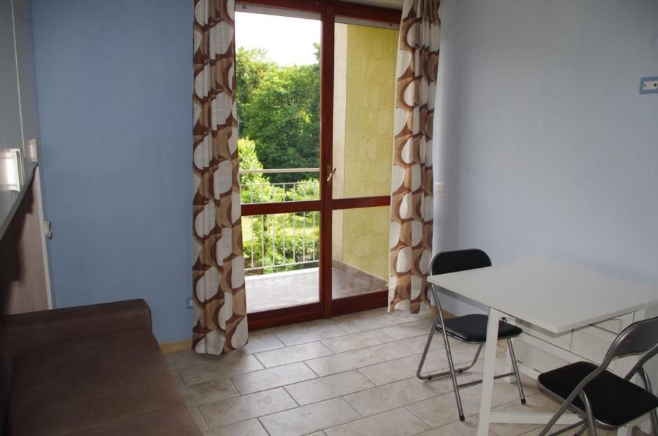 Ev 37 Apartment Germignaga Екстериор снимка